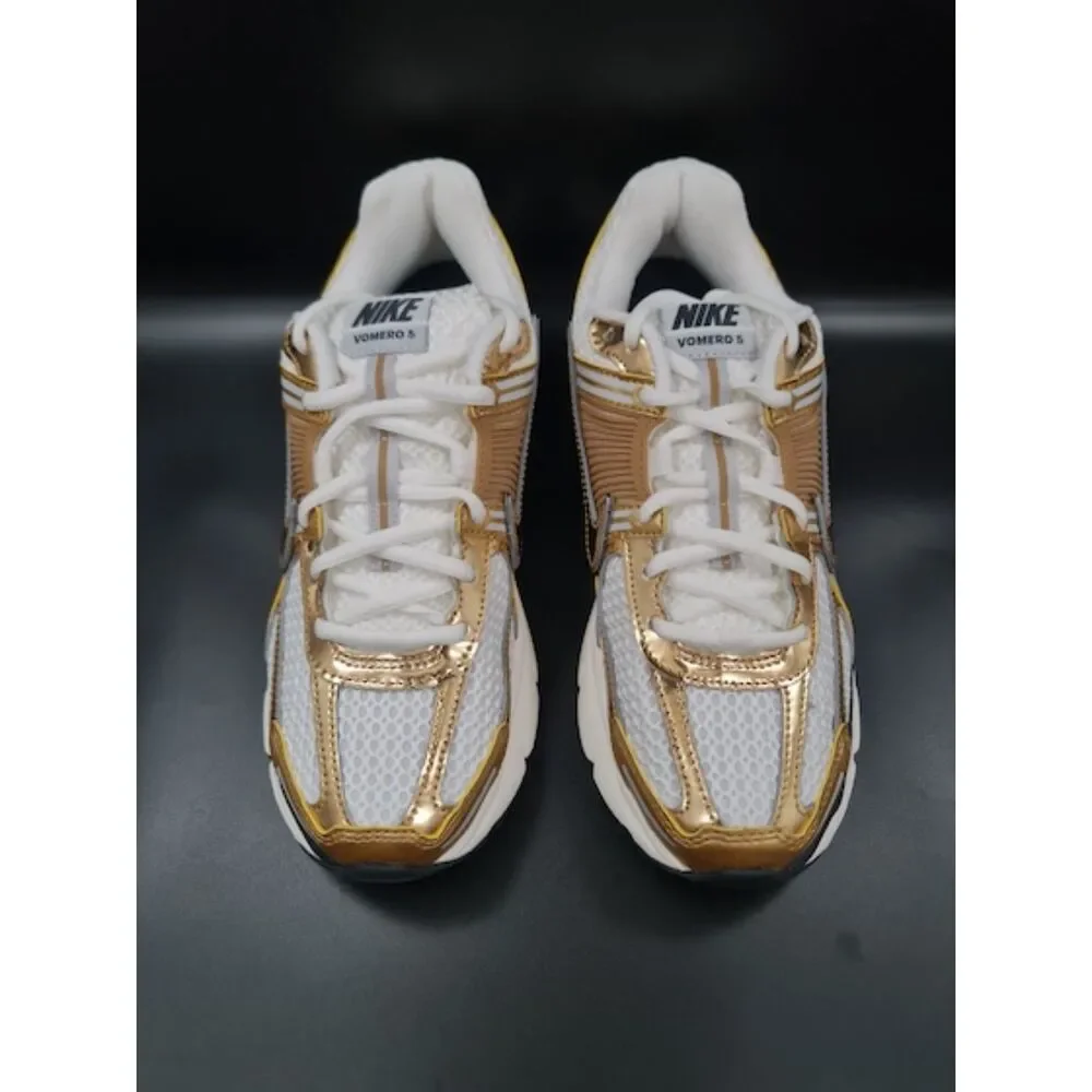 Nike Zoom Vomero 5 Metallic Gold (Women’s). SIZE 8 - HF7723-001